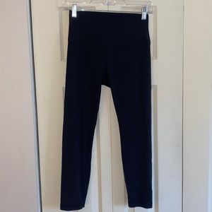 Lululemon Align Crops 23” size 6